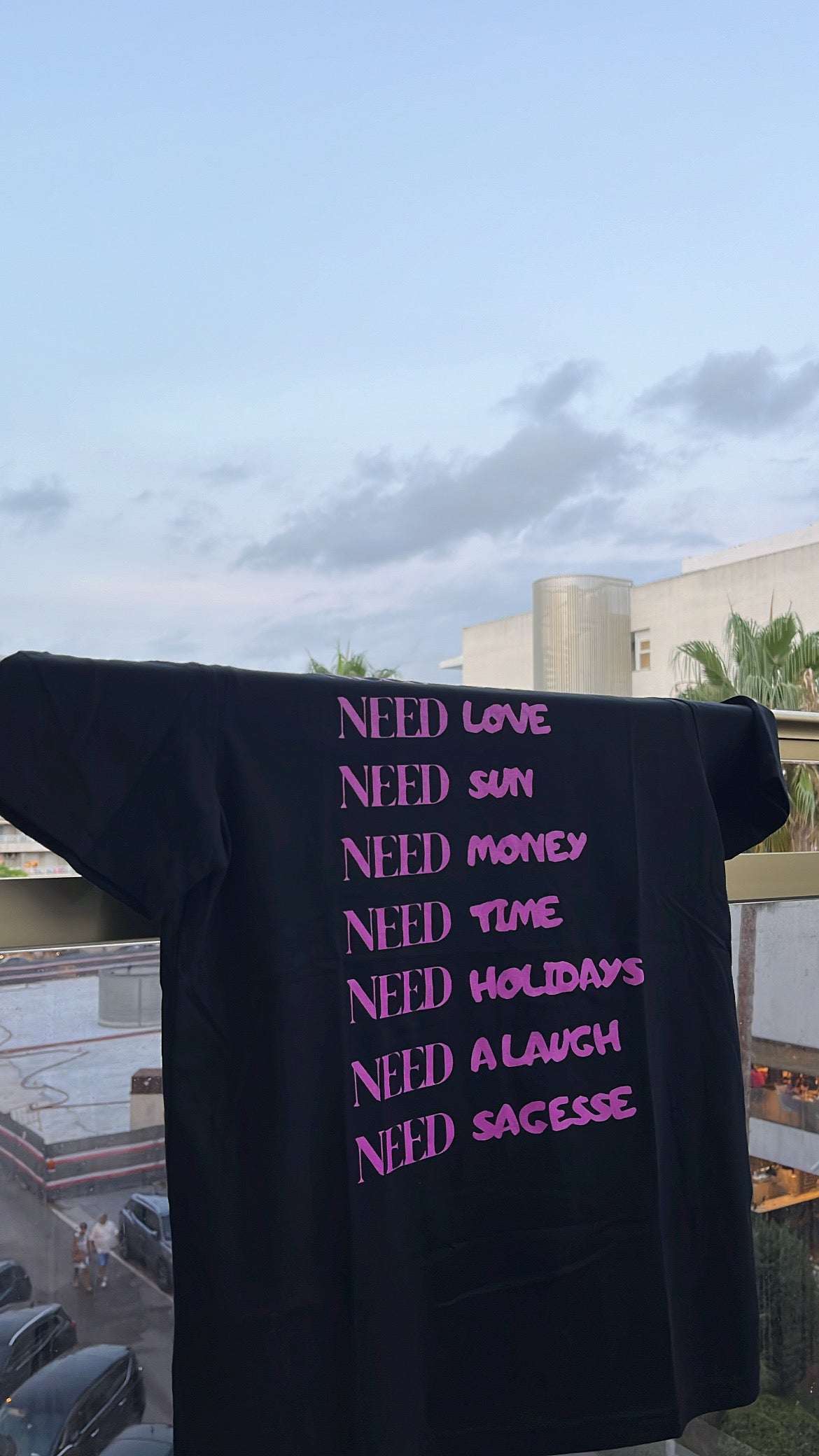 T-shirt "Need"